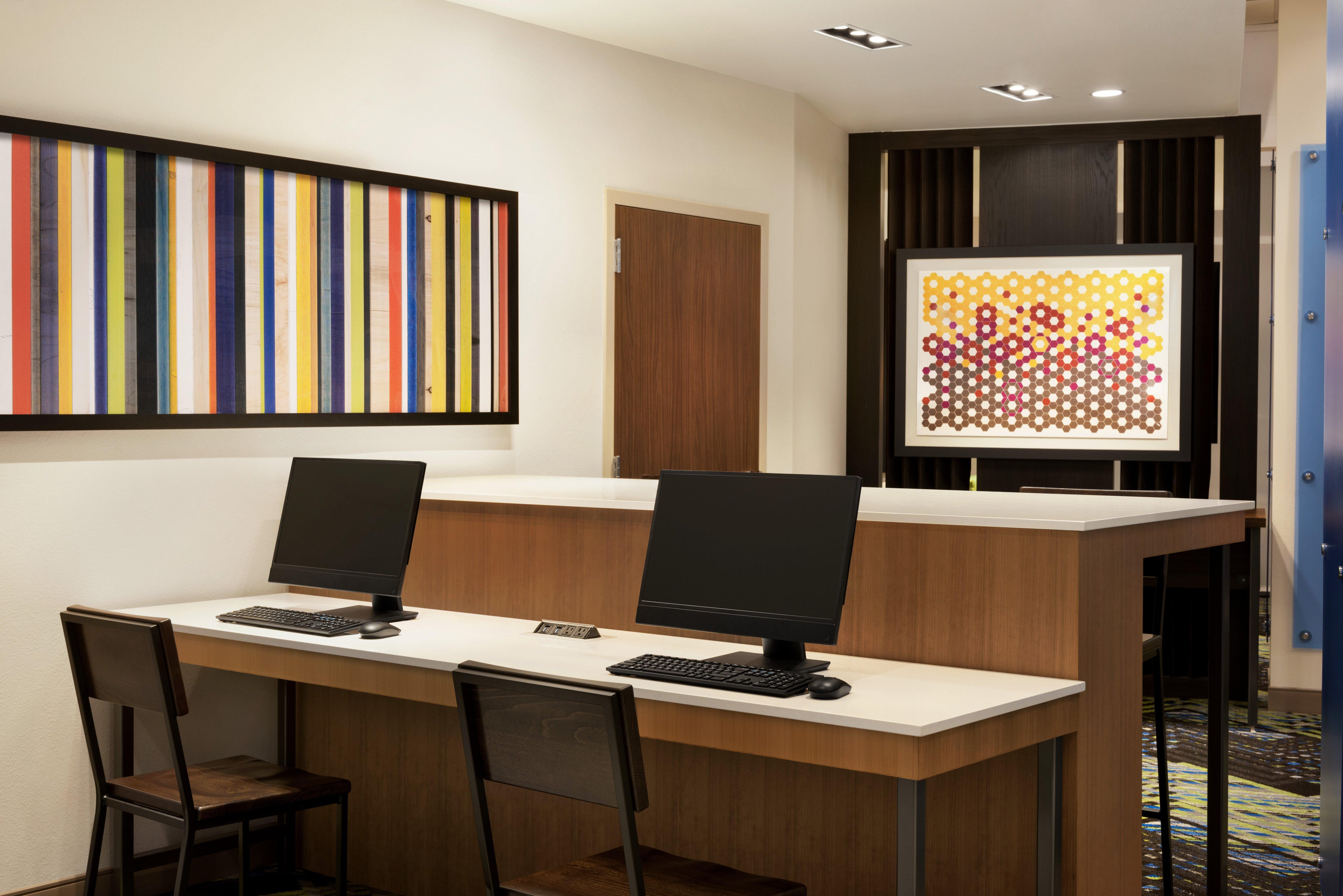 Holiday Inn Express & Suites - Beaver Dam By Ihg Exterior foto